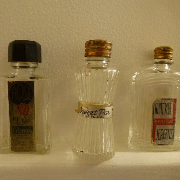 Vintage perfume bottles - Picture 3 of 4